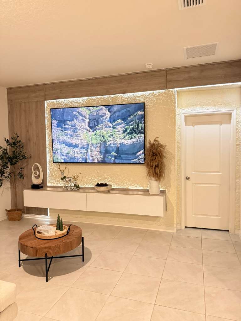 Pared de TV con Acento Texturizado